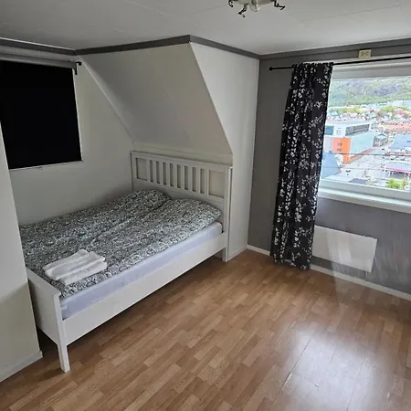 Central, Spectacular View, 2 Bedroom, Free Parking Apartment *
