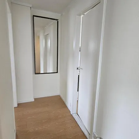 Central, Spectacular View, 2 Bedroom, Free Parking Apartment *